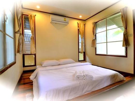 Baan Pun Sook Resort Praia de Chao Lao Exterior foto
