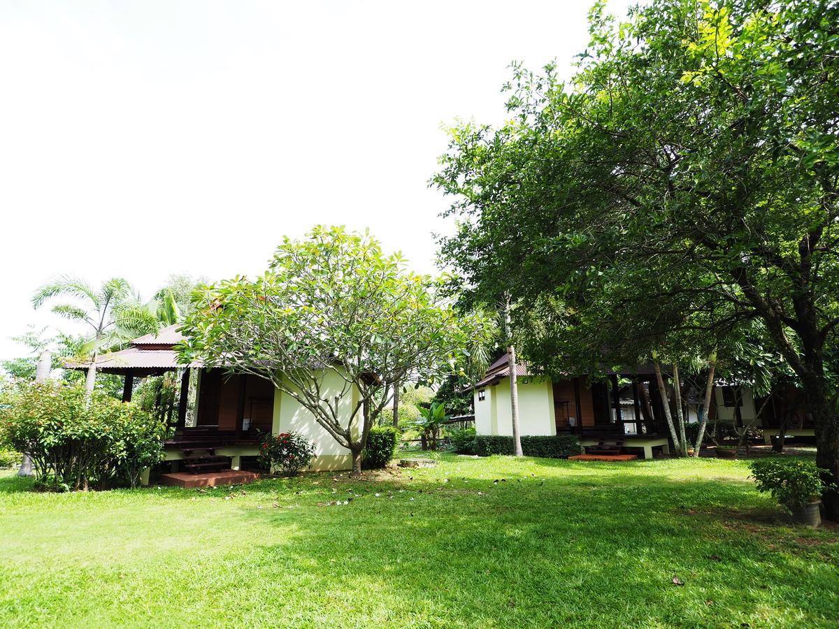 Baan Pun Sook Resort Praia de Chao Lao Exterior foto